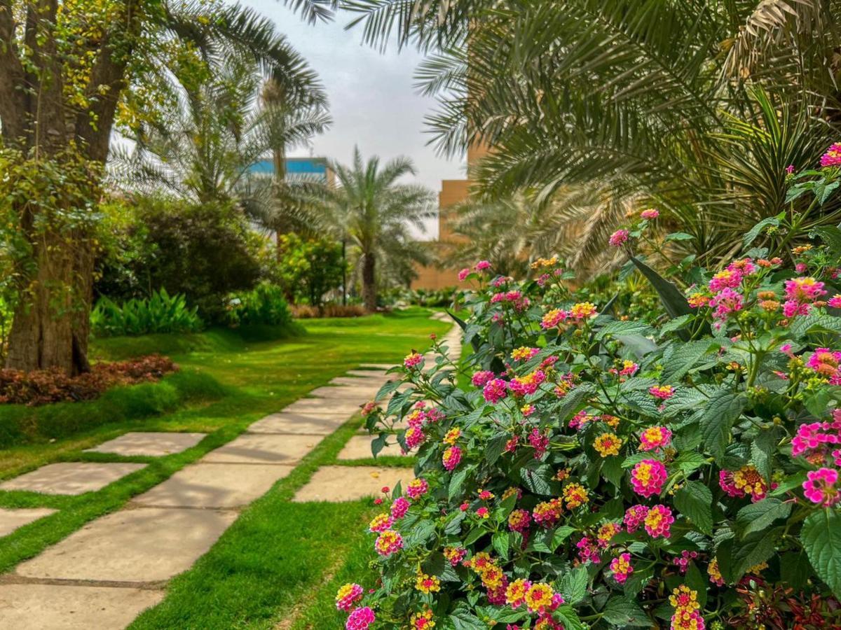 Grand Millennium Al Seef Basra Luaran gambar